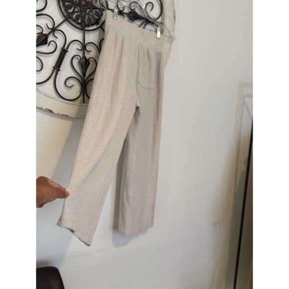 Abercrombie & Fitch Waffle Knit Cropped Lounge Wide Leg Pant Beige Oatmeal Small - Picture 3 of 5